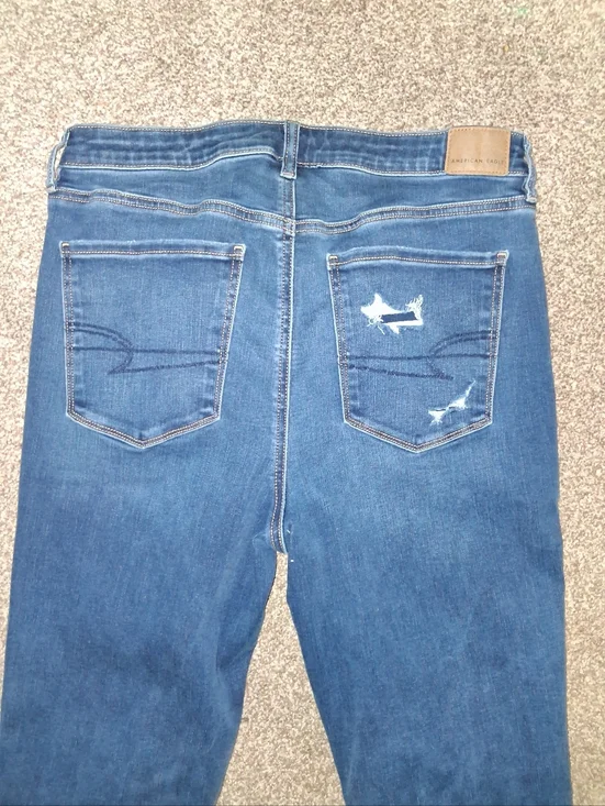American Eagle Next Level Stretch Hi-Rise Bell Bottom Jeans - Distressed - 12R - Picture 4 of 4